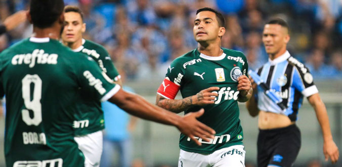 Palmeiras chỉ có 1 điểm trước Gremio